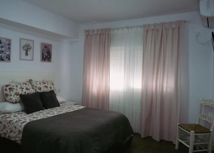 Hotel cerca del colegio: Calle Carmen Viejo Apartamento